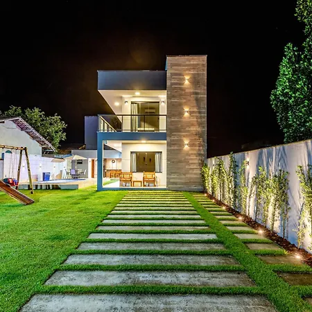 Casa em Paraty com 4 Suítes, Piscina e Churrasqueira Próximo Praias-2